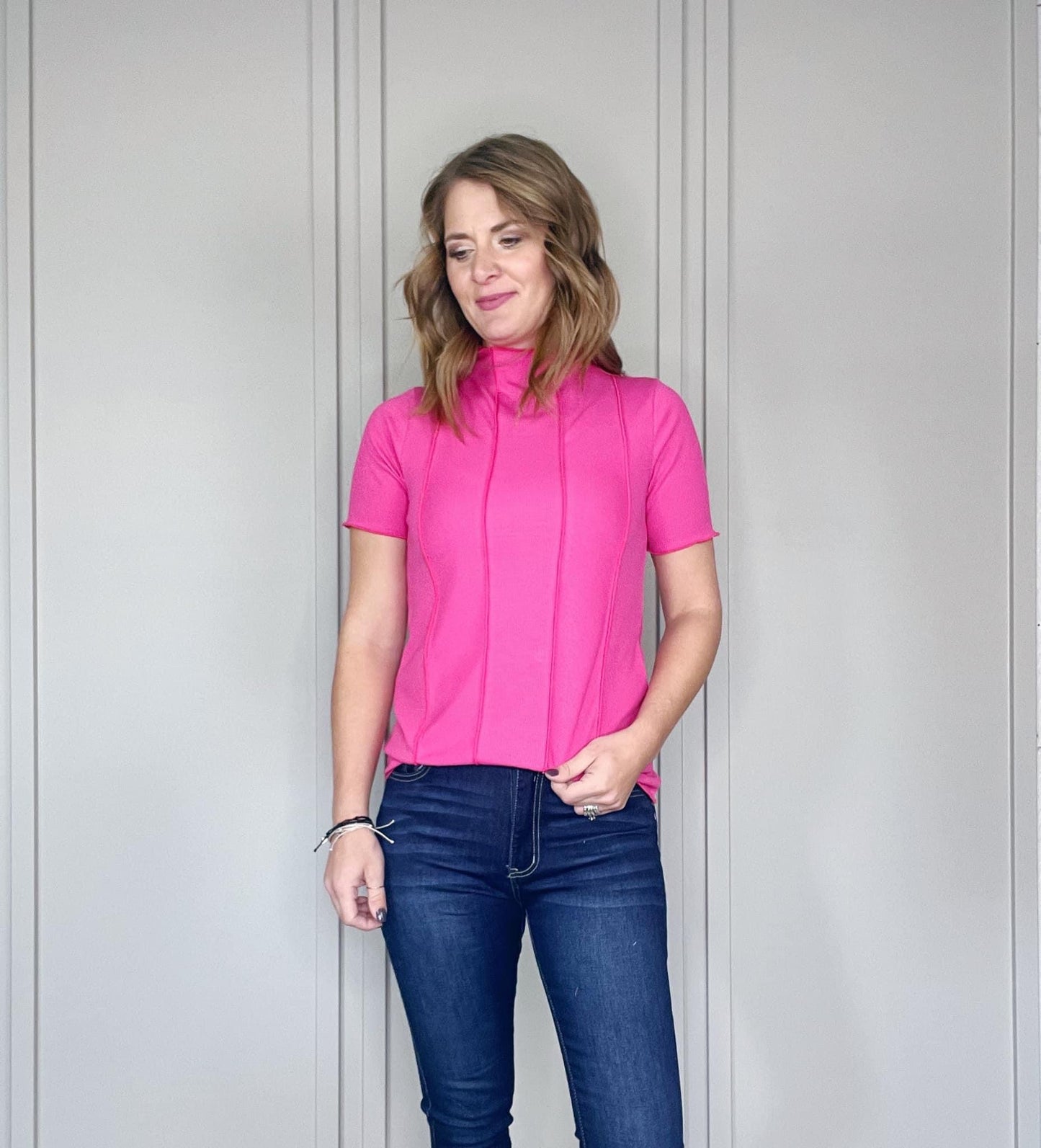 SHORT SLEEVE PINK MOCK NECK RIB TOP