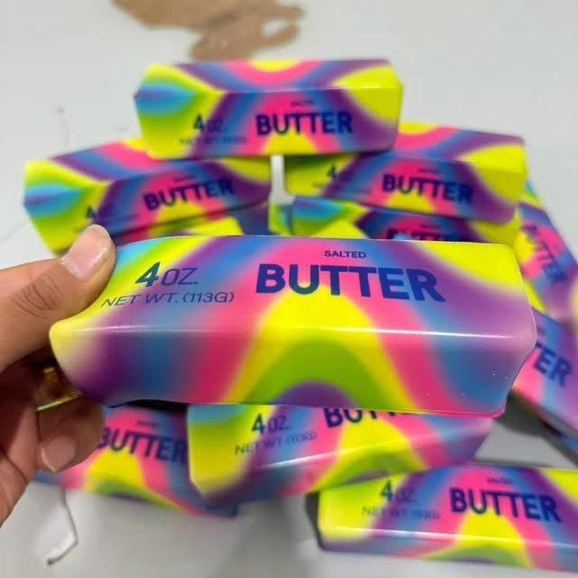 RAINBOW BUTTER SQUISHY