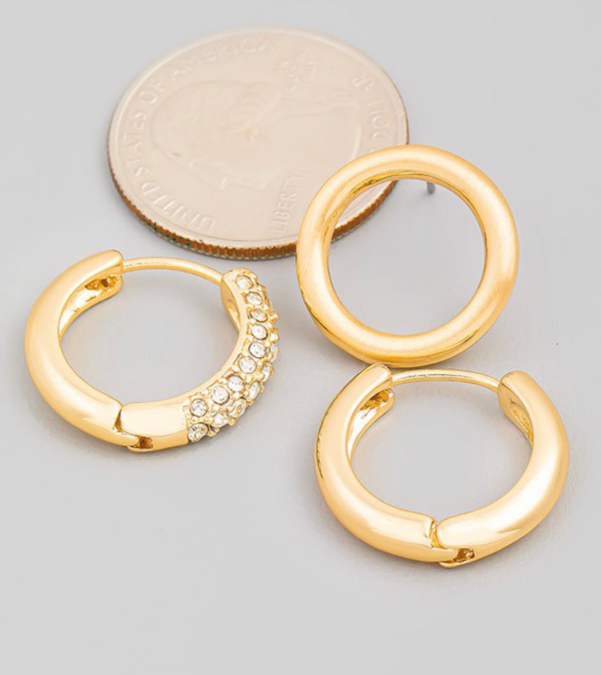 GOLD HOOP SET