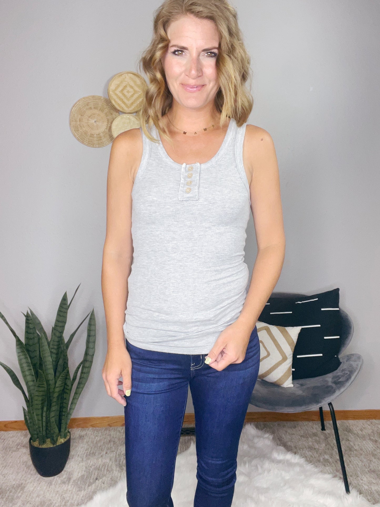 BUTTON FRONT RIBBED TANK