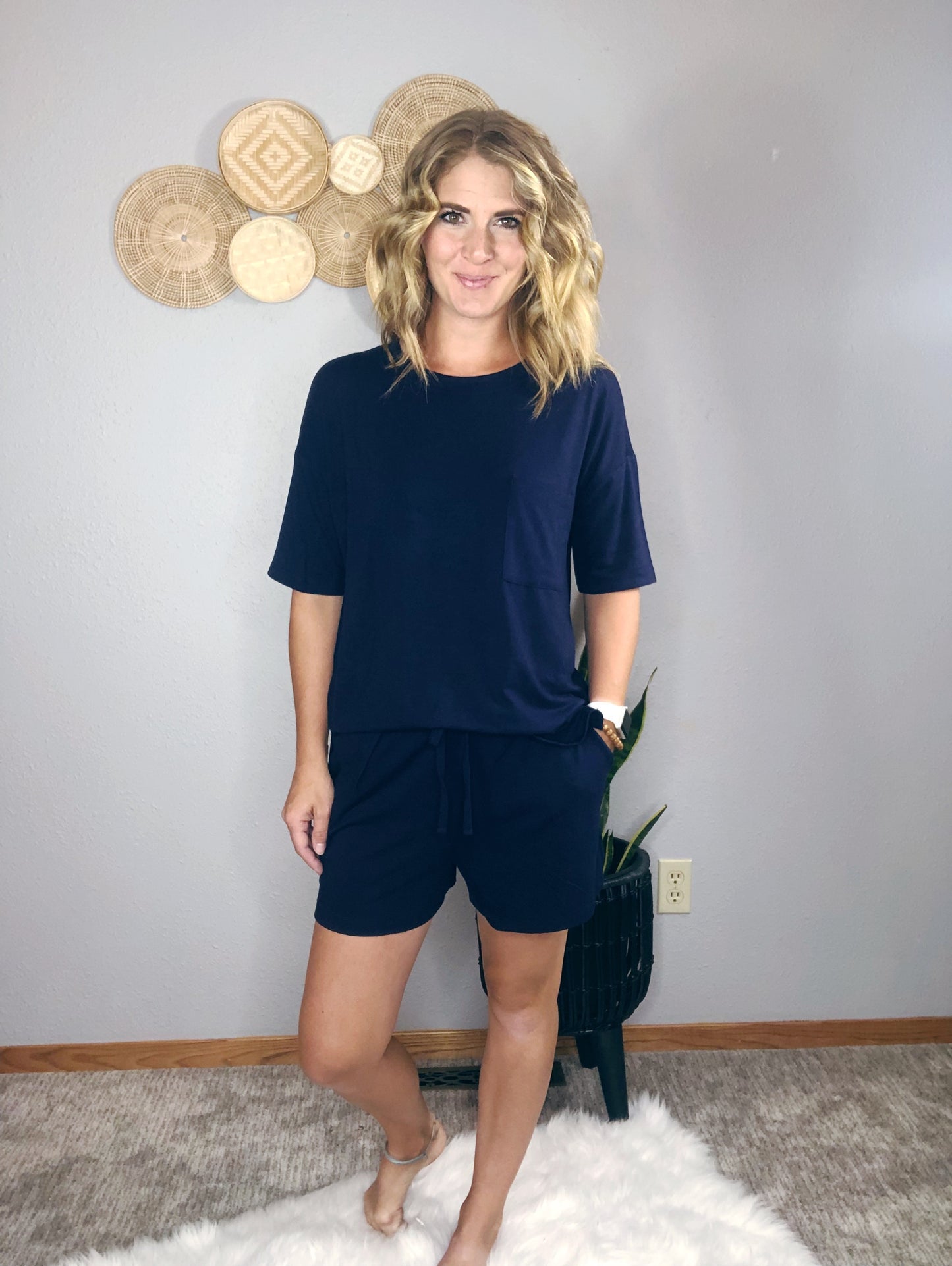 SOLID TOP AND SHORTS SET