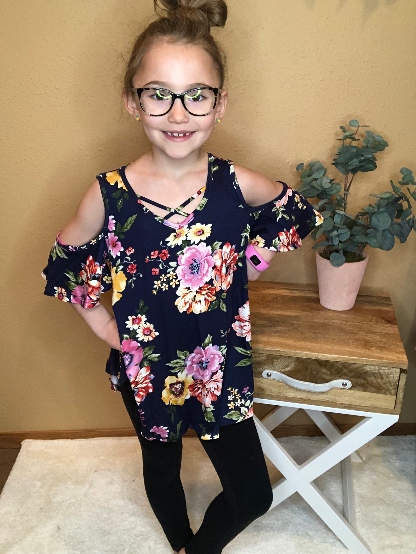COLD SHOULDER FLORAL TOP {LITTLES}