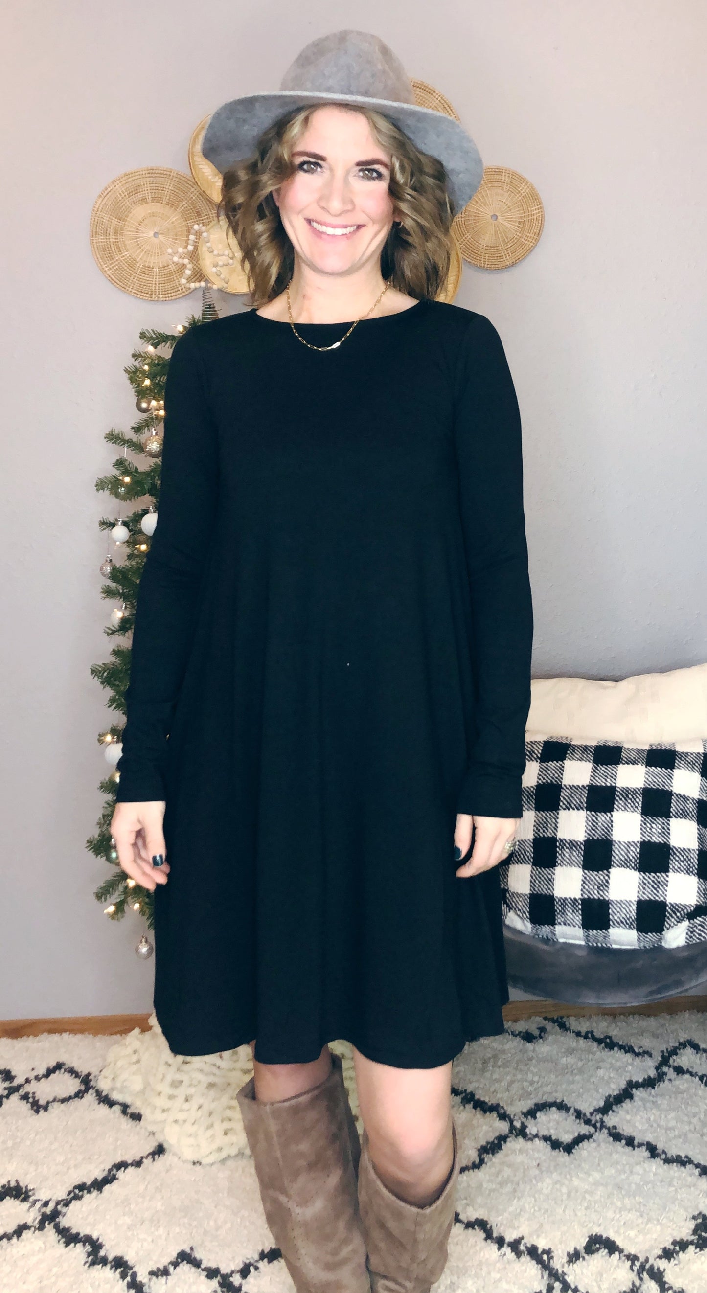 LONG SLEEVE BASIC DRESS W/ POCKETS