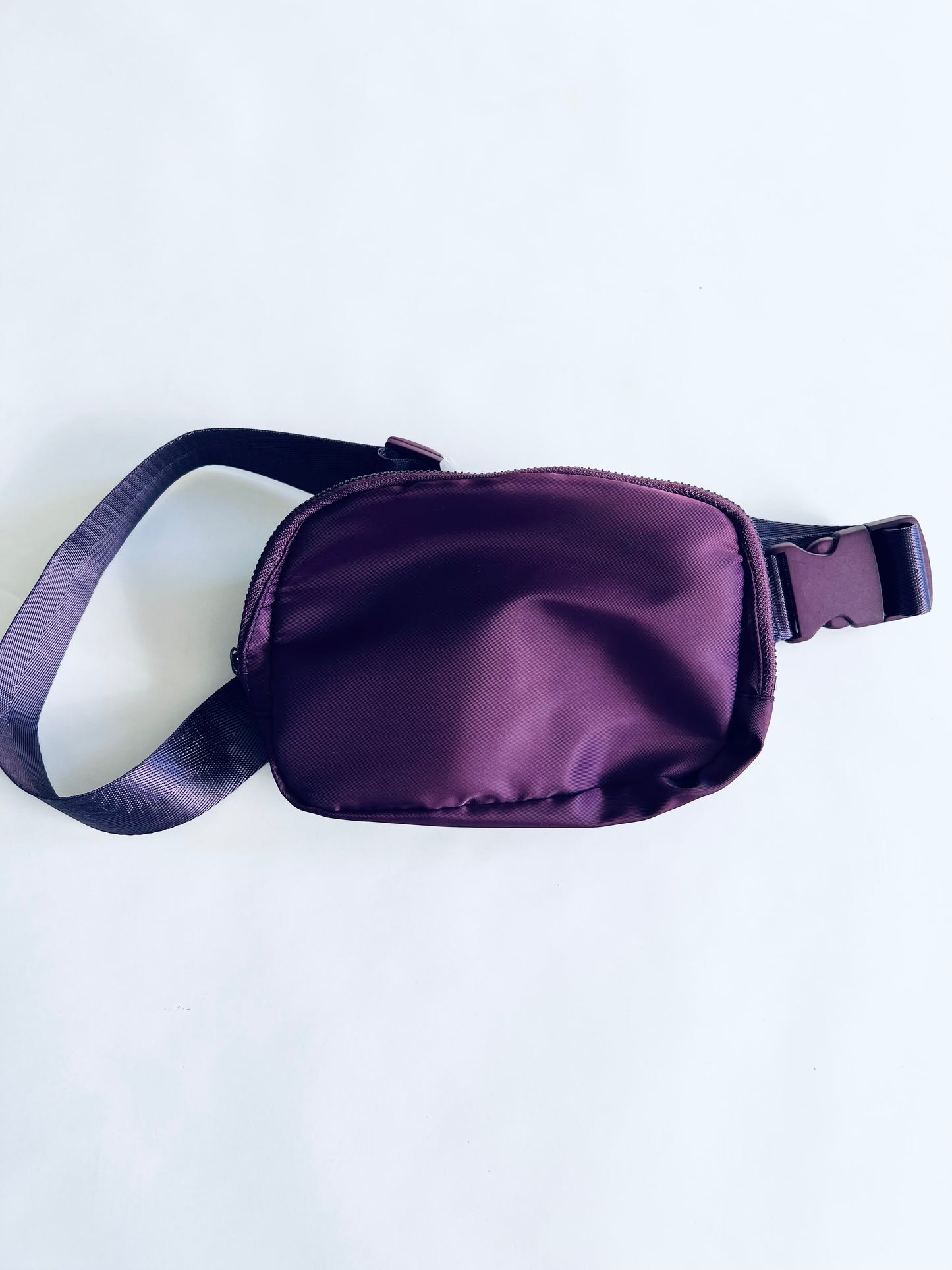 WATERPROOF SLING BAG