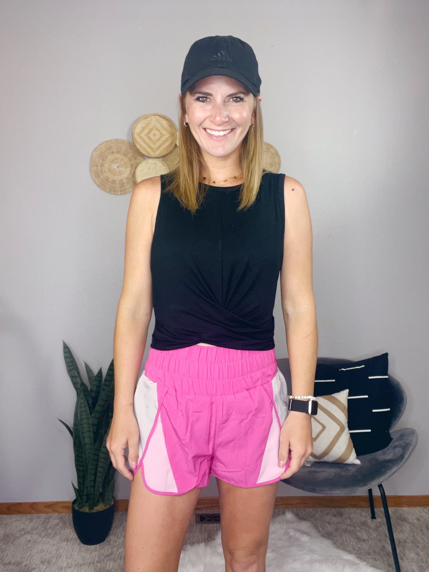 COLOR BLOCK ACTIVEWEAR SHORT