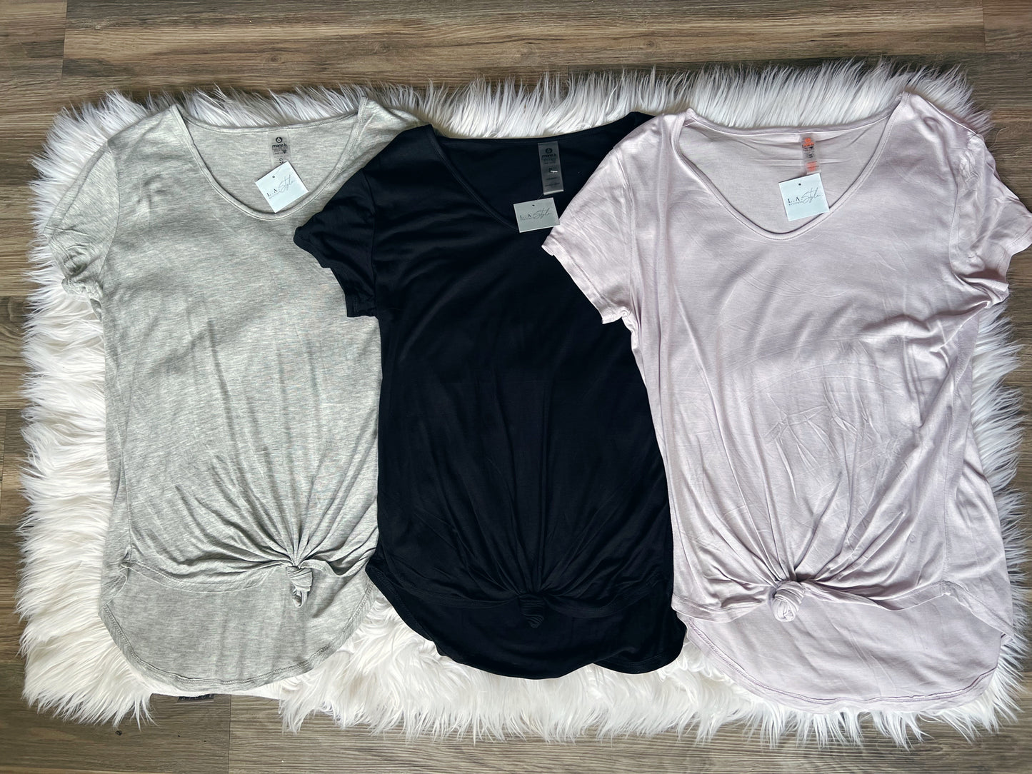 SCOOP NECK KNOT FRONT TOP