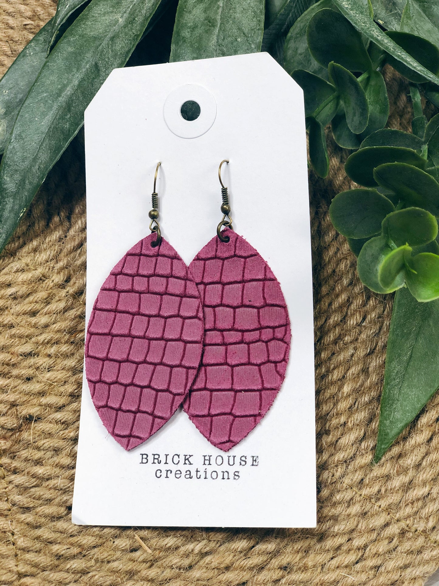 PINK SNAKE LEATHER EARRING