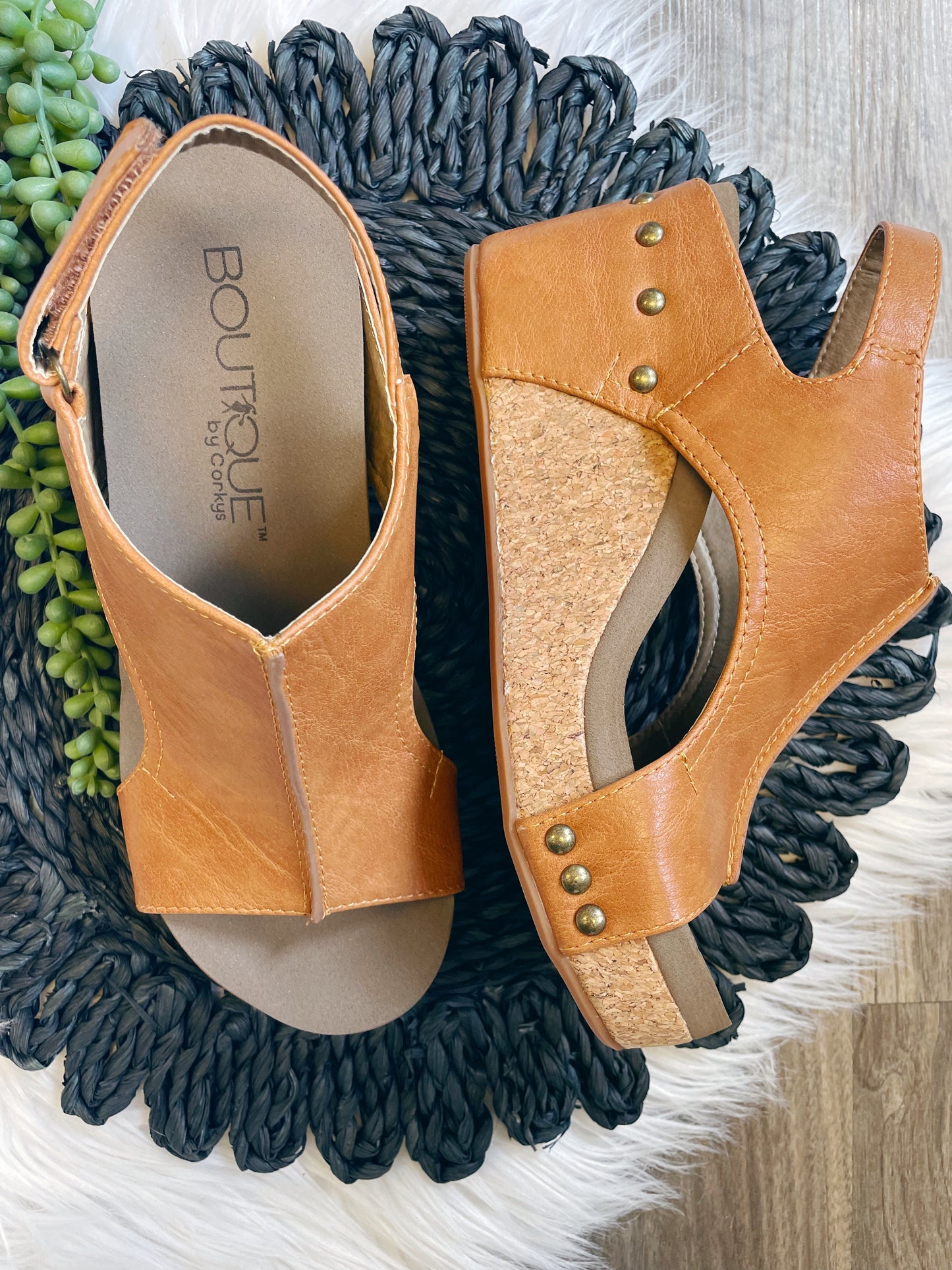 CARLEY WEDGE BY CORKY
