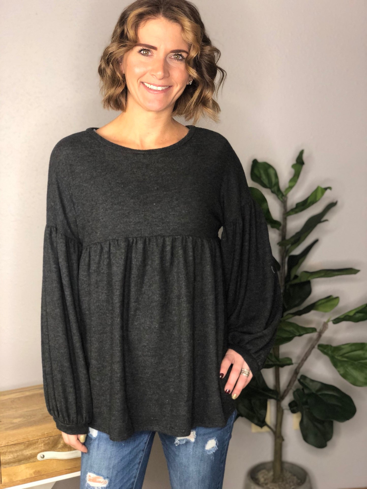 PUFF SLEEVE TOP