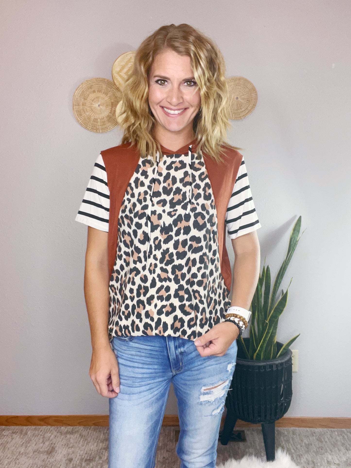 SHORT SLEEVE LEOPARD AND STRIPE HOODIE