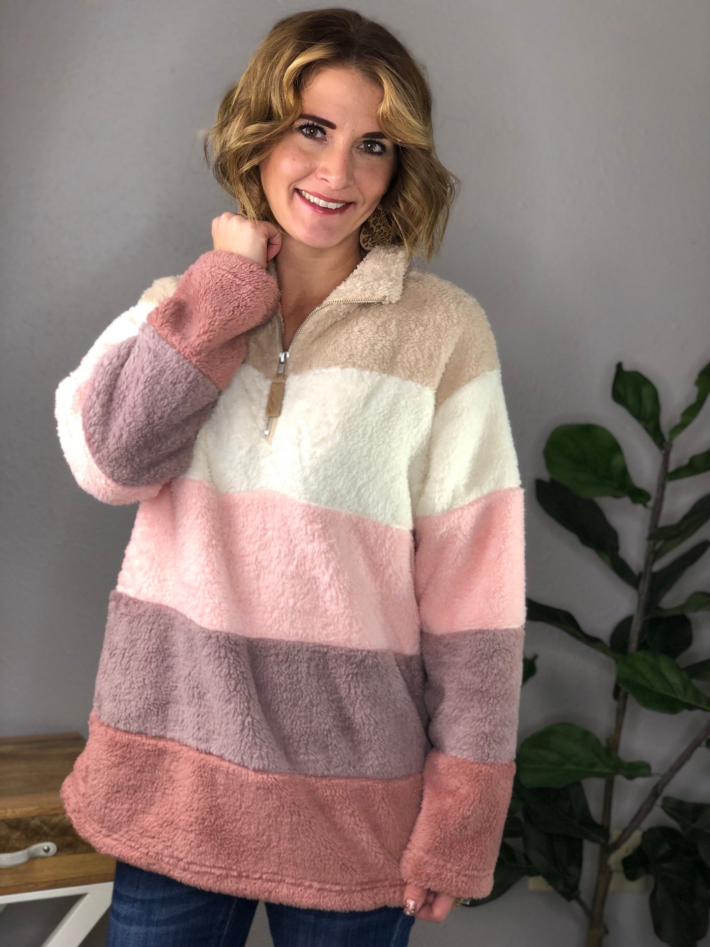COLOR BLOCK FLEECE