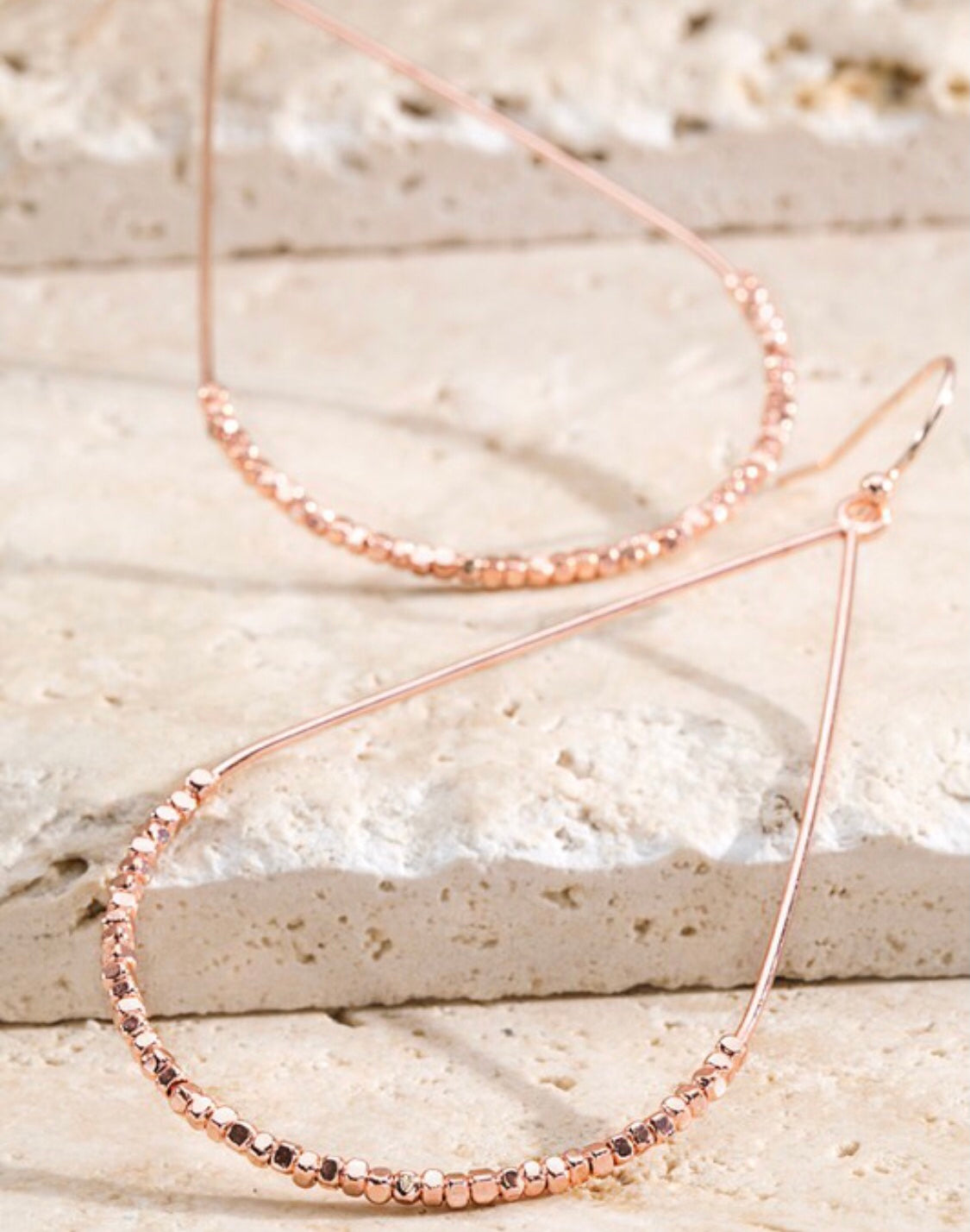 METAL BEADED TEARDROP EARRING