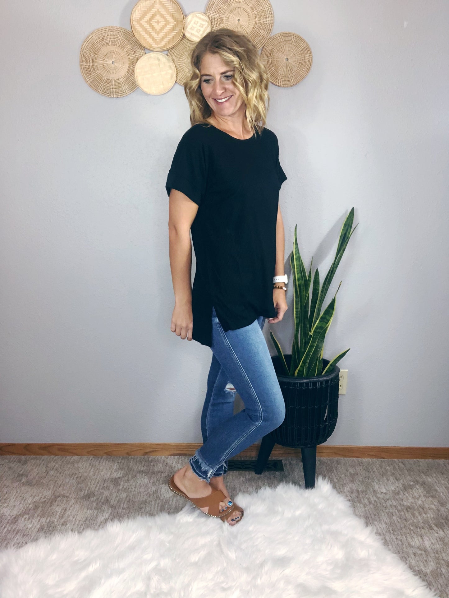 RIBBED SIDE SLIT TOP