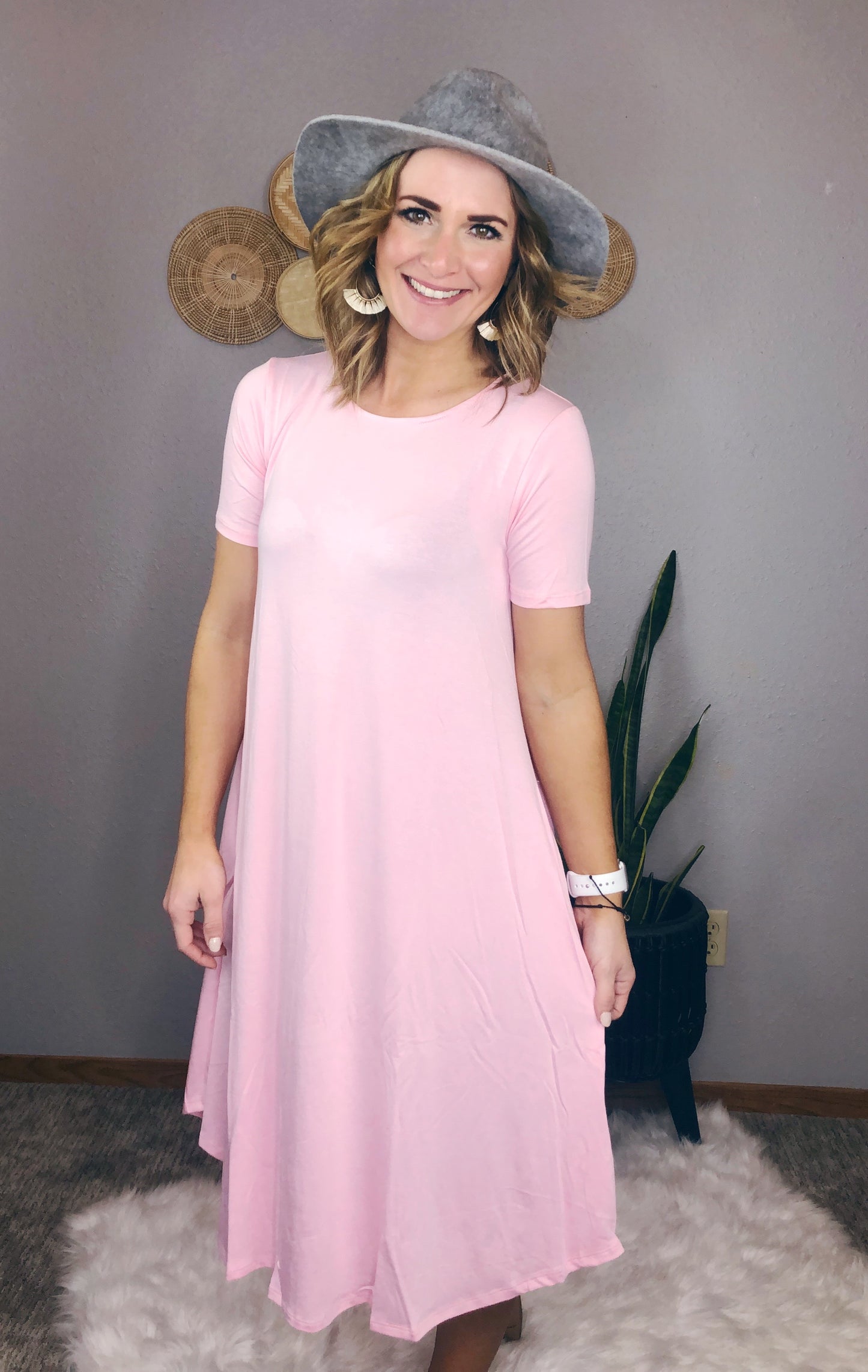 SHORT KNEE LENGTH DRESS