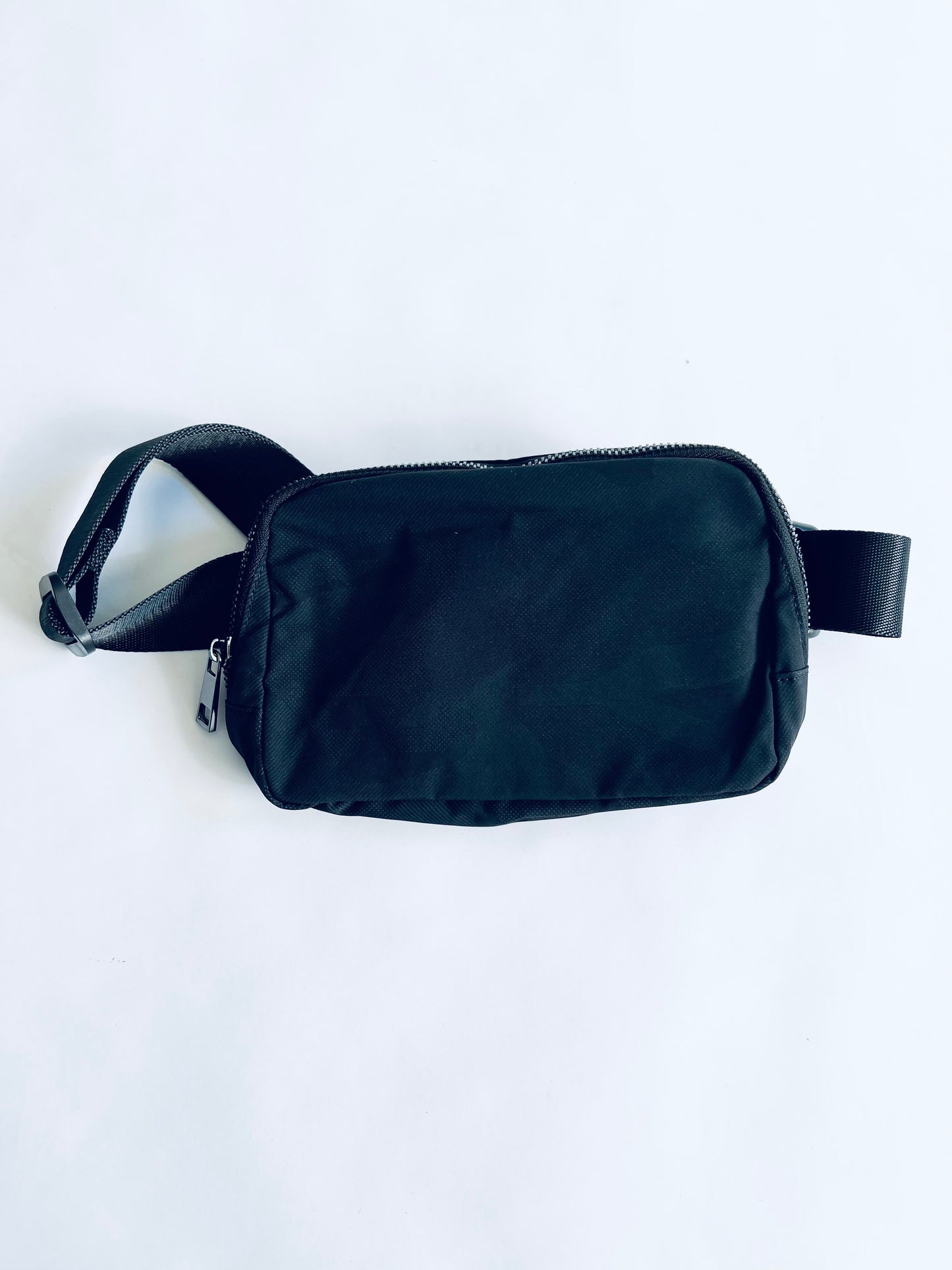 WATERPROOF SLING BAG