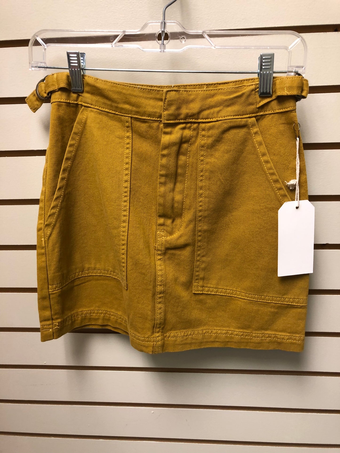 MINI SKIRT