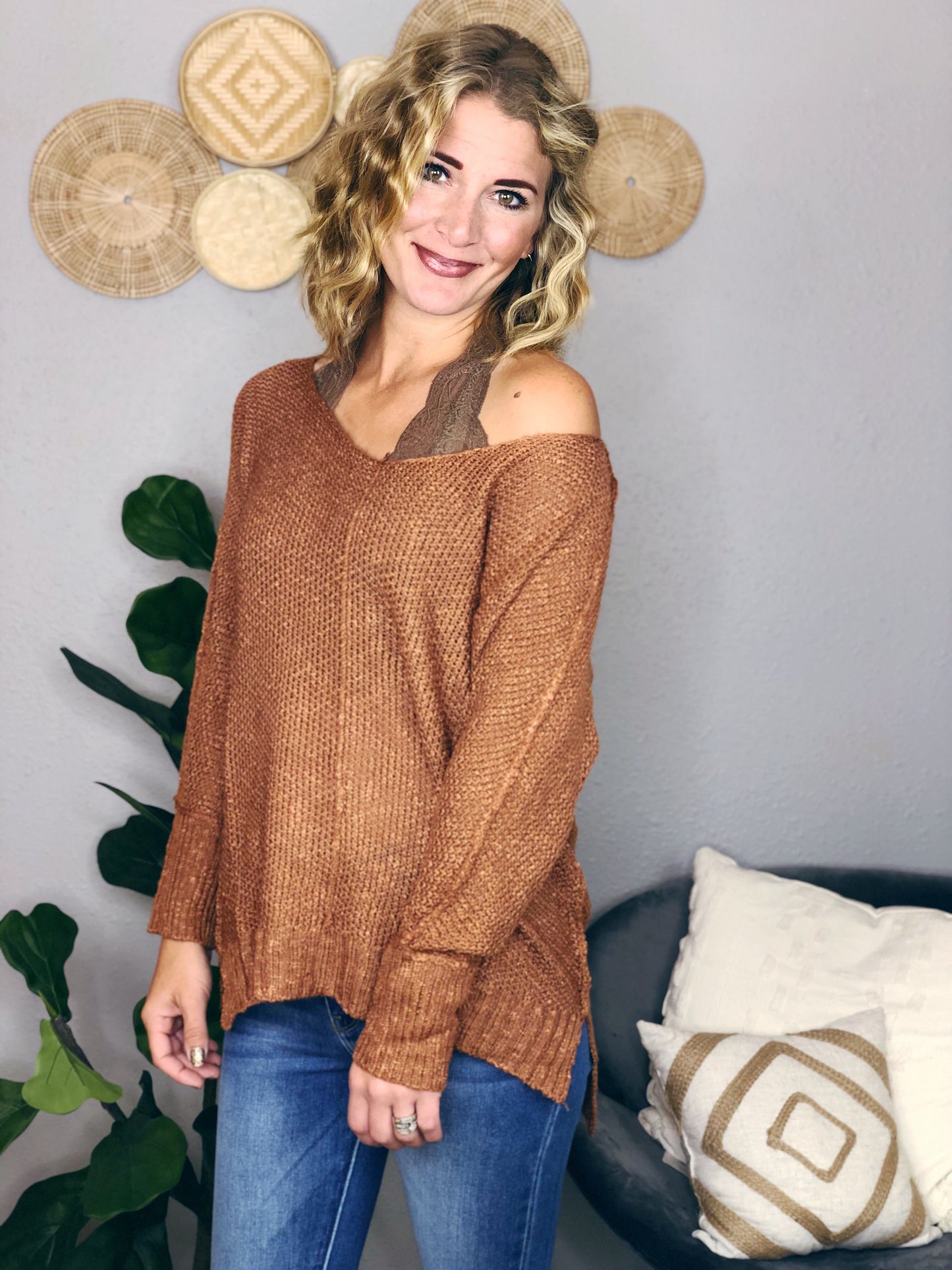SLOUCHY FALL SWEATER