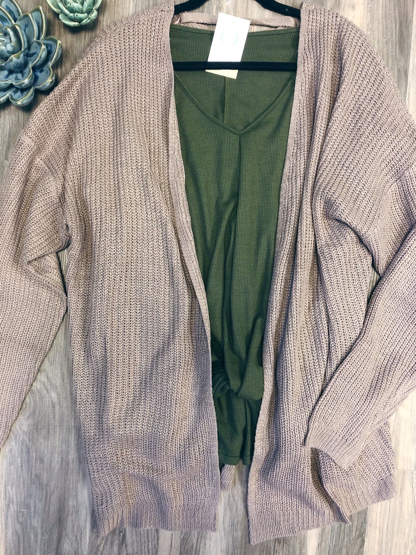 LACE BACK CARDIGAN {EXTENDED SIZES}