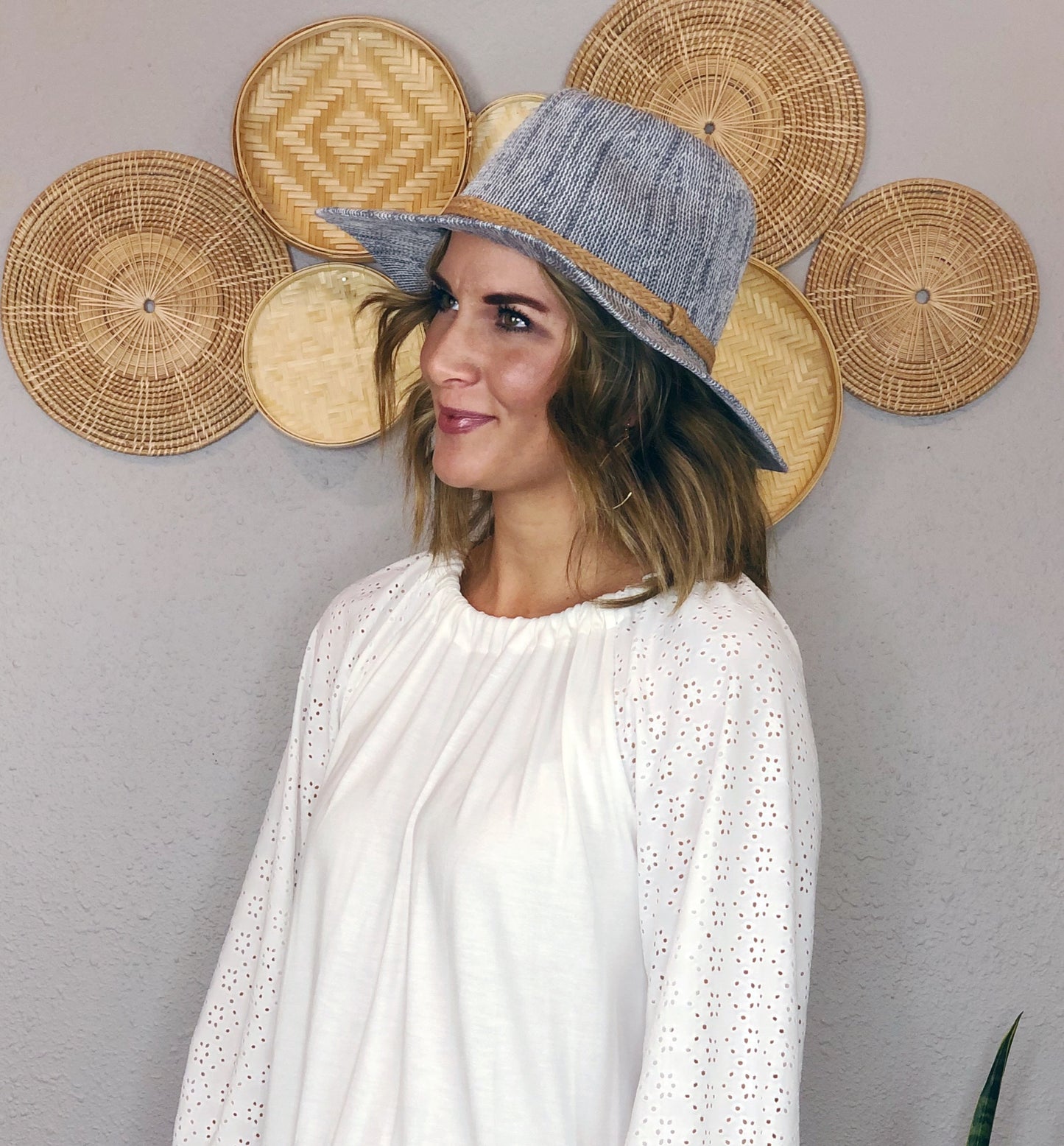 SPRING HAT W/ BRAID TRIM