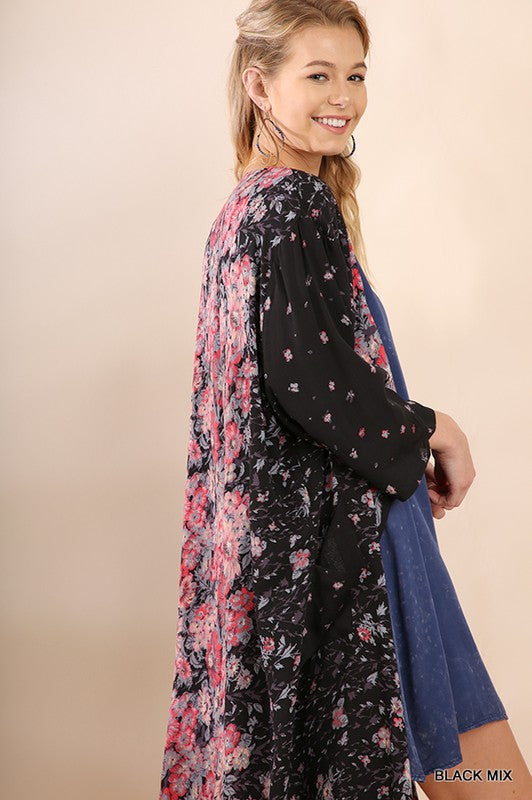 FLORAL KIMONO