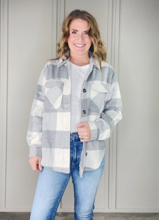 GREY YARN DYE POCKET SHACKET