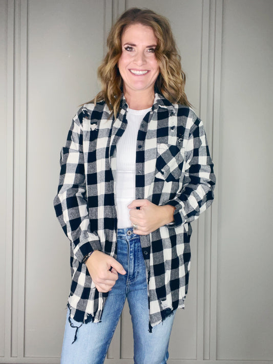 PLAID DISTRESSED BUTTON UP
