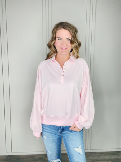BUTTON DOWN COLLAR SWEATER
