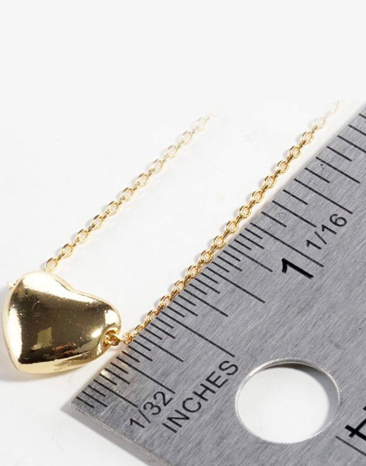 HEART FIGURE NECKLACE