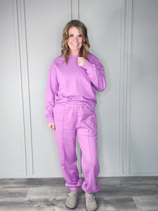 DROP SHOULDER SWEATSHIRT