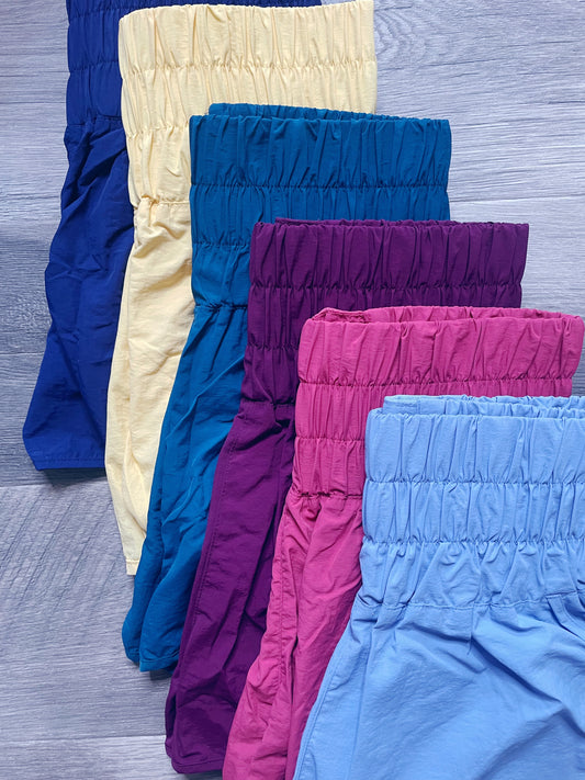 2023 WINDBREAKER SMOCKED SHORTS