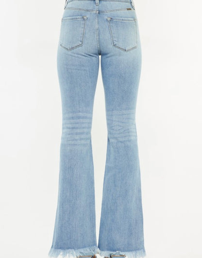 HIGH RISE LEG DISTRESS BOOTCUT JEAN