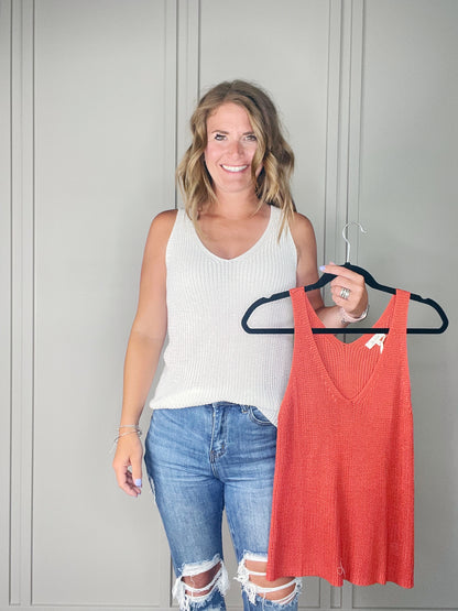 BASIC SLEEVELESS SWEATER