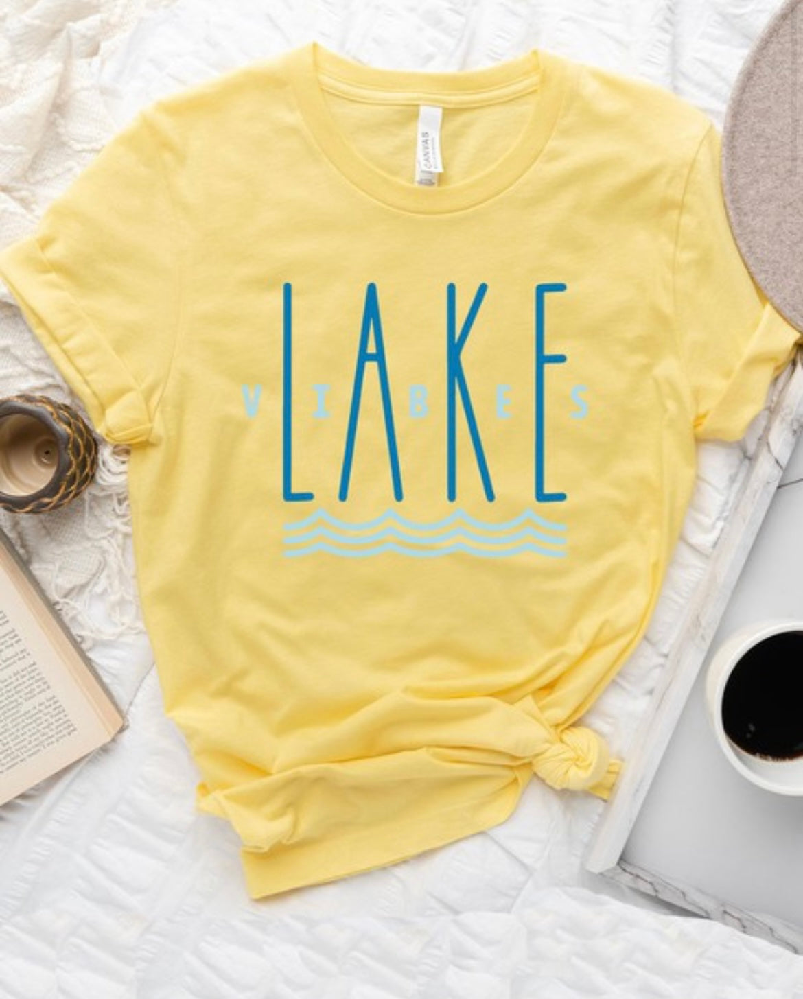 LAKE VIBES SUMMER GRAPHIC TEE