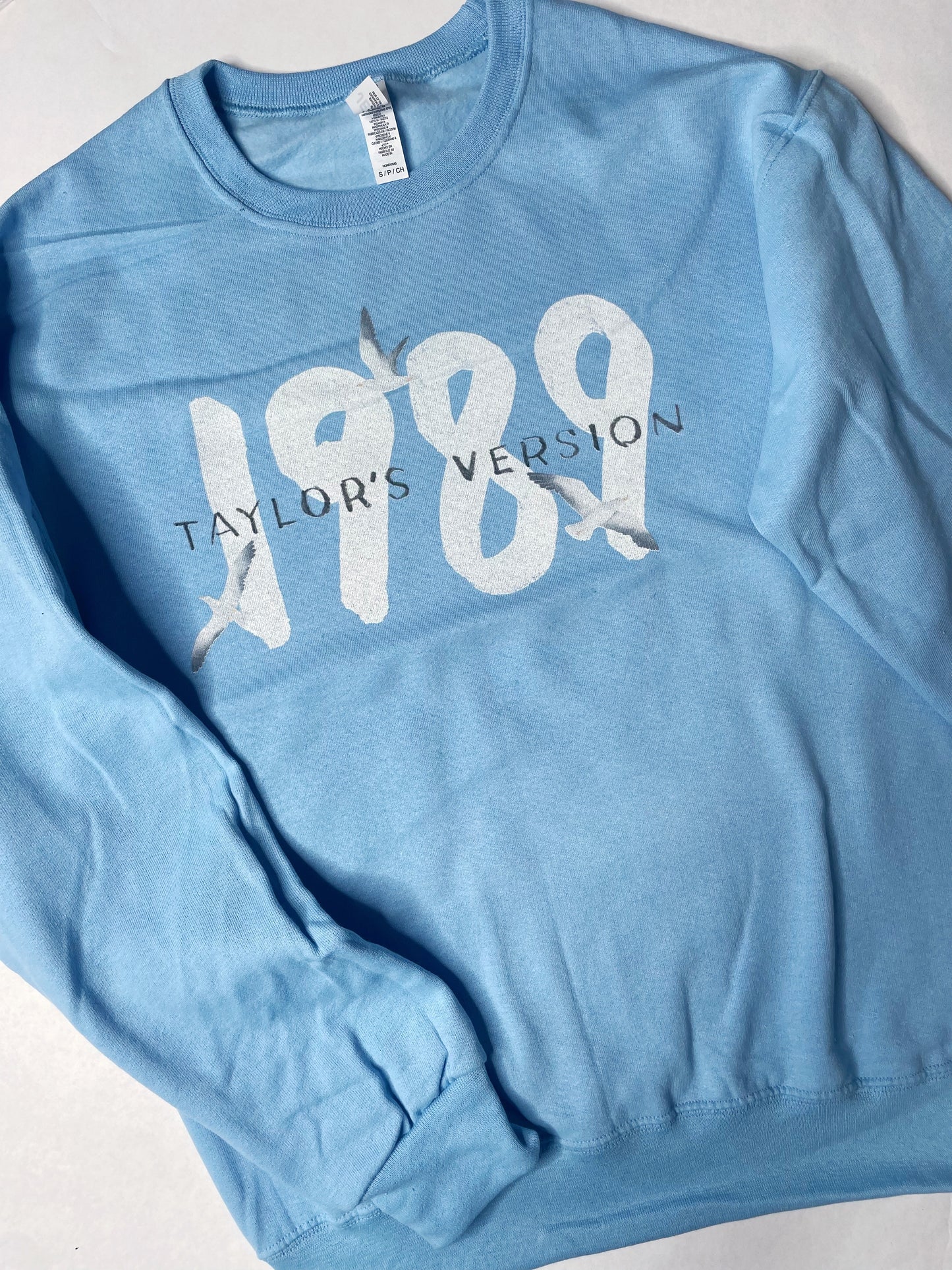1989 TAYLOR SWEATSHIRT
