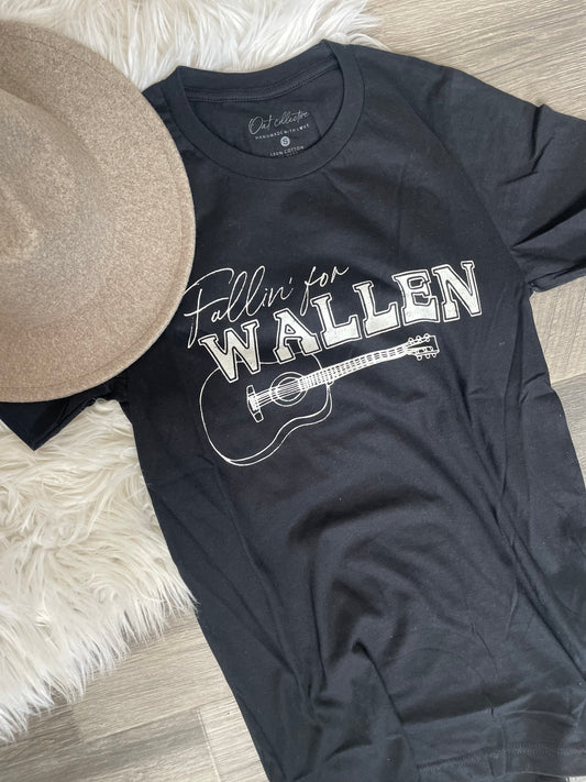 FALLIN' FOR WALLEN GRAPHIC TEE