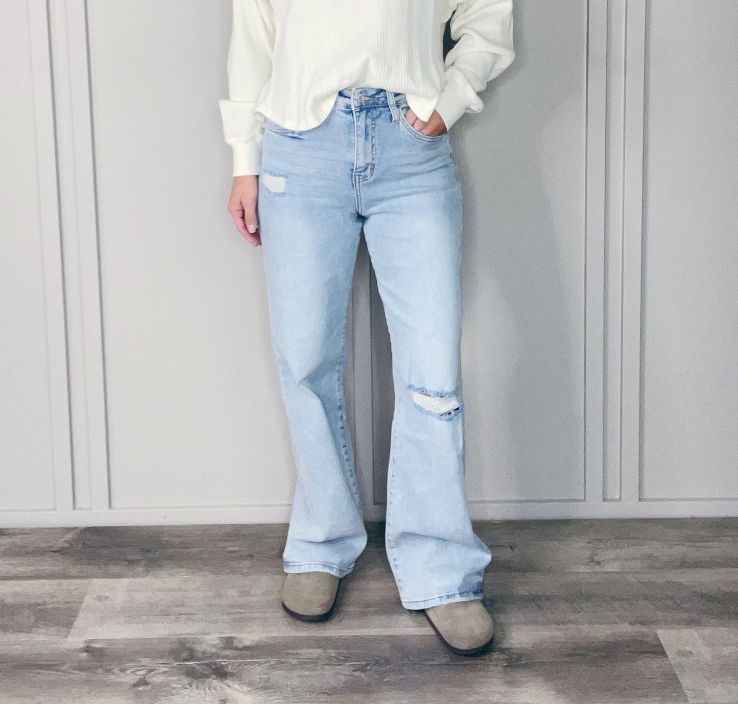 VINTAGE HIGH RISE FLARE JEAN