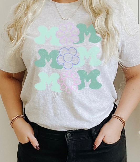 MOM PASTEL FLOWER GRAPHIC TEE