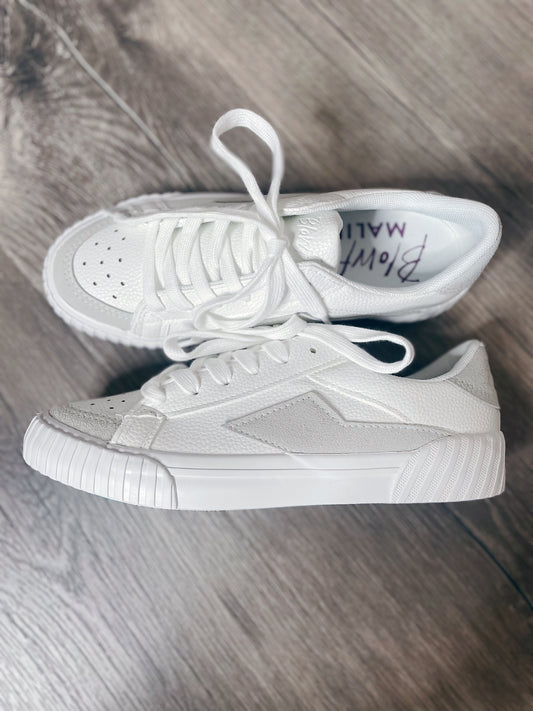 WILLA SNEAKER