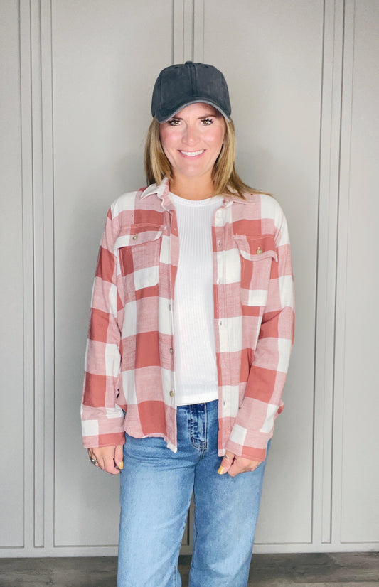 FALL PLAID BUTTON UP