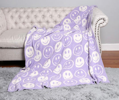 SMILEY FACE PATTERN BLANKET