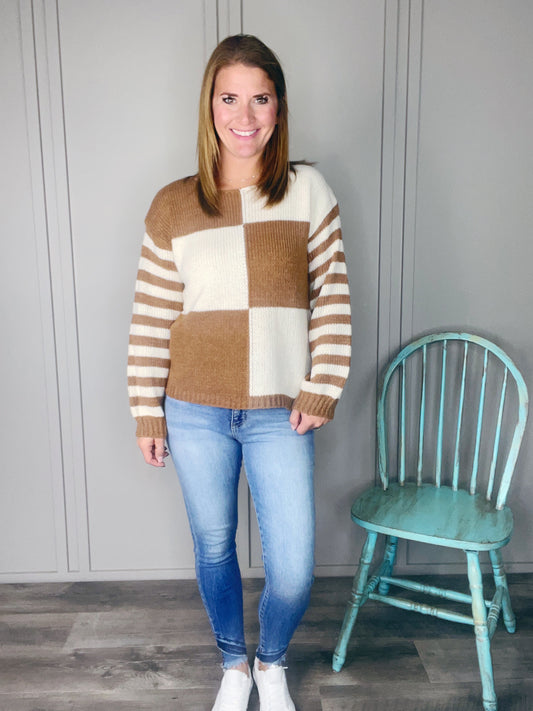 COLOR BLOCK SWEATER PULL OVER WITH STRIPE