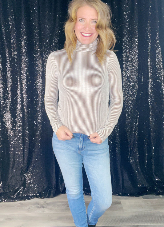 RIBBED TURTLE NECK LONG SLEEVE TOP ‘BF