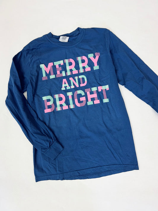 MERRY AND BRIGHT LONG SLEEVE TEE