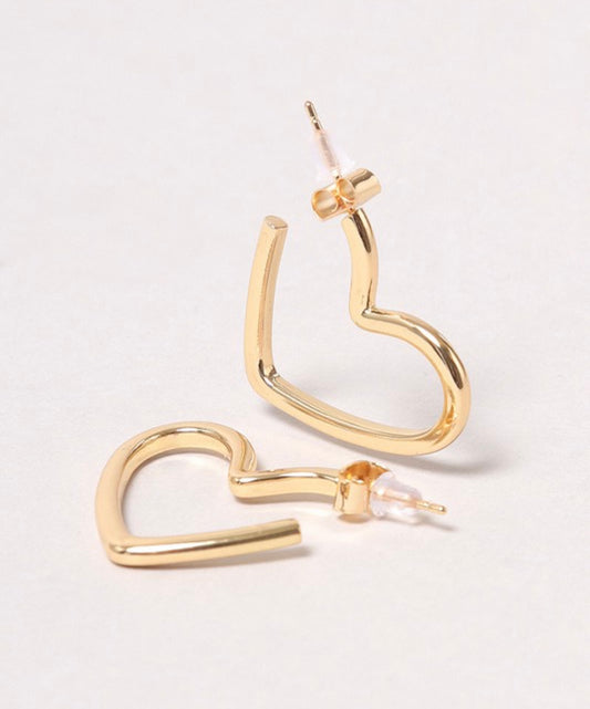 GOLD DIPPED HEART HOOP EARRING