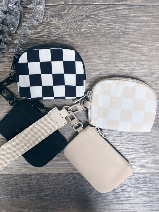 -BF-CHECKERED DUAL POUCH WRISTLET