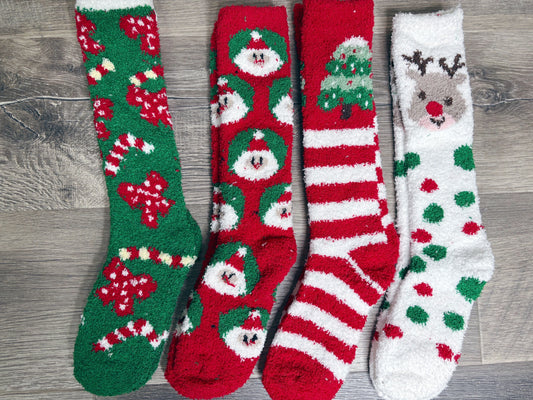 -BF- HOLIDAY FLEECE FUZZY SOCKS
