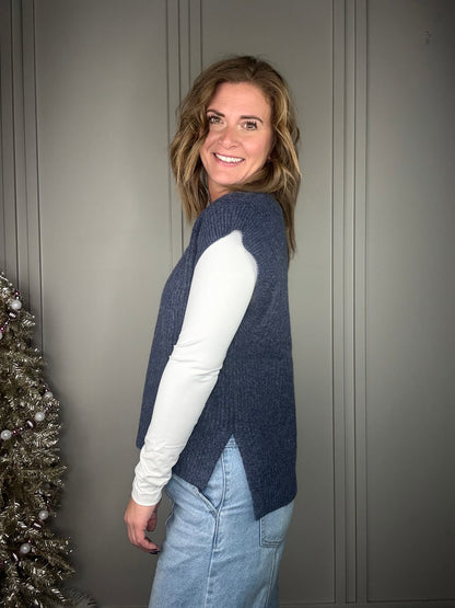 ::BF:: OVERSIZED SWEATER VEST WITH SIDE SLIT