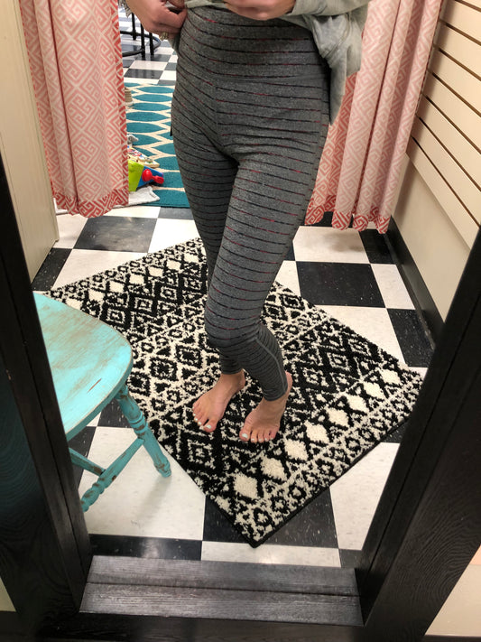 HIGH AISTED PURPLE GREY STRIPE CAPRI LEGGING