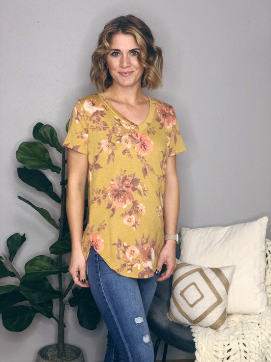 FLORAL MUSTARD TEE