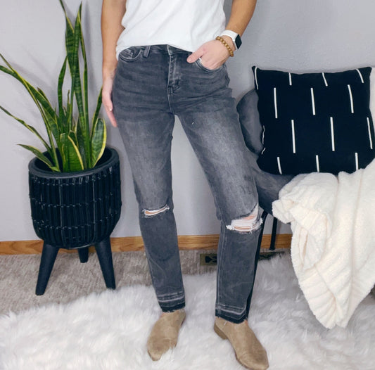 HIGH RISE RELEASED HEM STRAIGHT JEAN BY VERVET